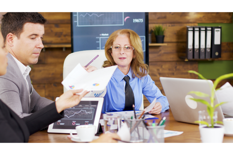 9 year end tax tips small business owners