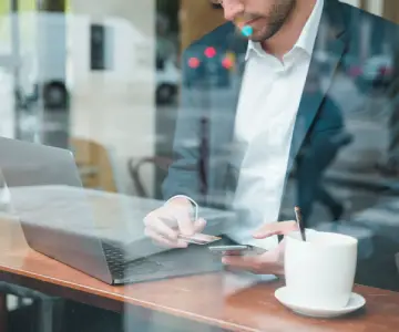 Dubai real estate brokerage office setup