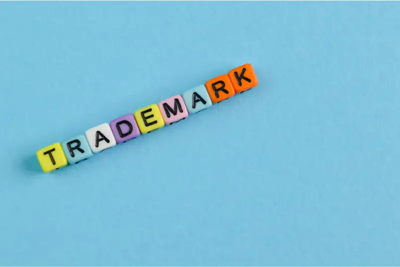 Trademark consultants in UAE assisting businesses