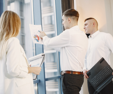 choosing UAE business setup